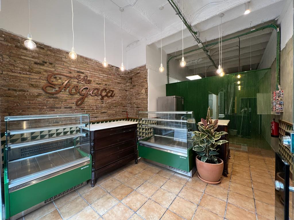 Reforma completa local comercial – La Fogaça